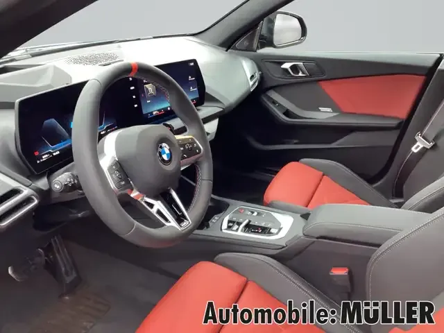 BMW 235
