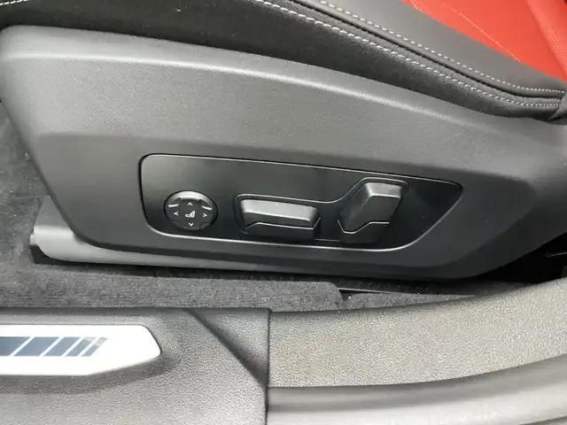 BMW 235