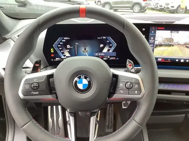 BMW 235