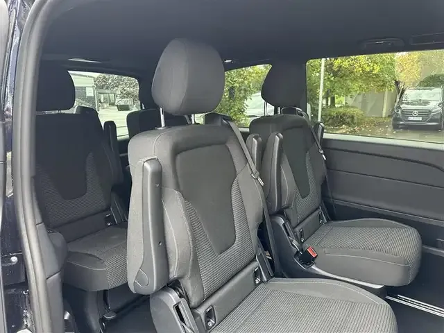 Mercedes-Benz V 250