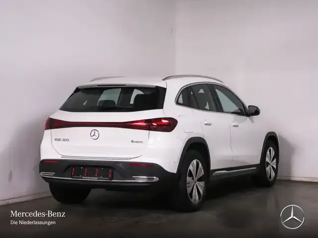 Mercedes-Benz EQA 300