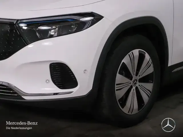 Mercedes-Benz EQA 300