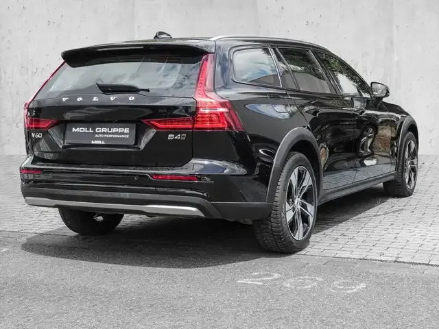 Volvo V60 Cross Country