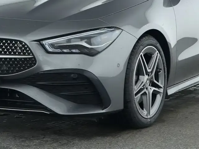 Mercedes-Benz CLA 180