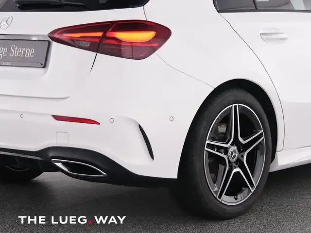Mercedes-Benz A 220