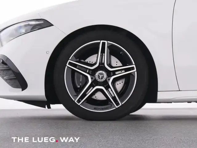 Mercedes-Benz A 220