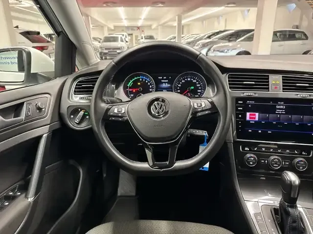 Volkswagen e-Golf