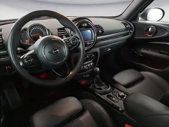 MINI Cooper Clubman