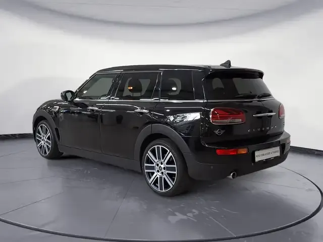 MINI Cooper Clubman