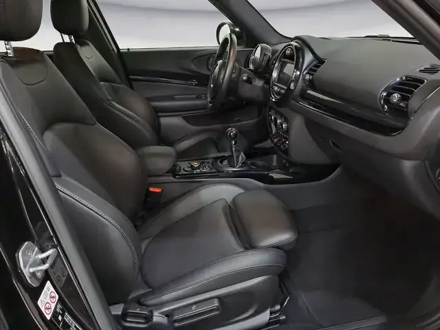 MINI Cooper Clubman