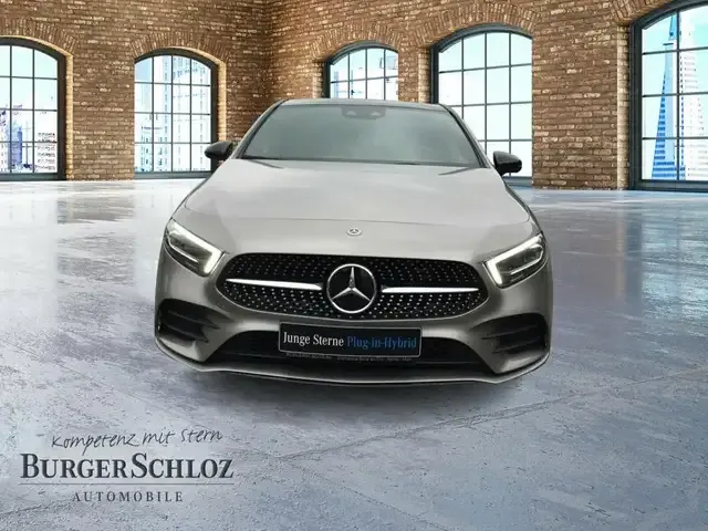 Mercedes-Benz A 250