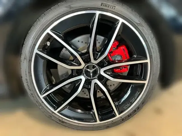 Mercedes-Benz A 35 AMG