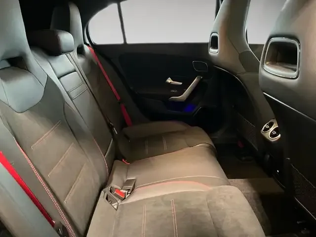 Mercedes-Benz A 35 AMG