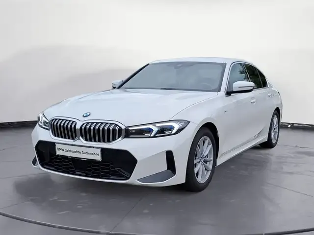 BMW 330