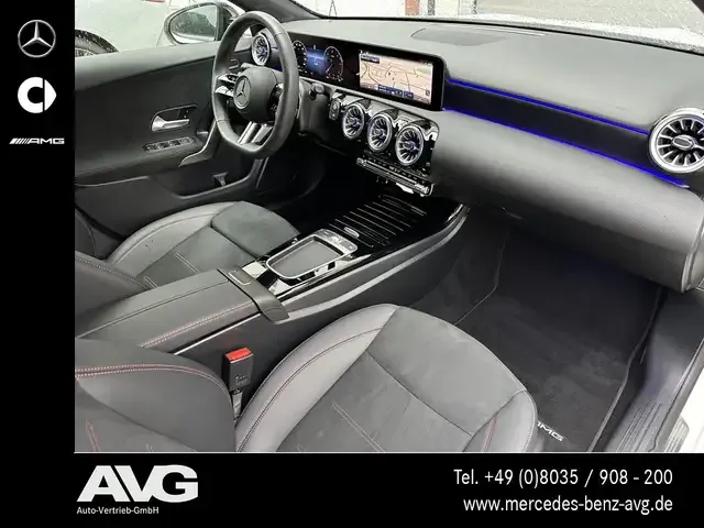 Mercedes-Benz A 220