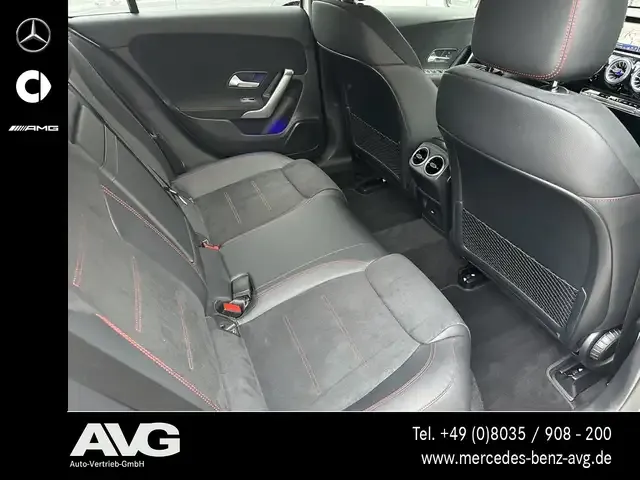 Mercedes-Benz A 220