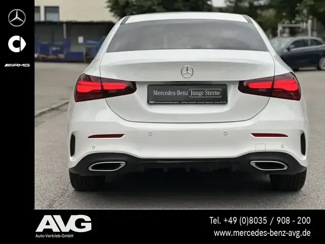 Mercedes-Benz A 220