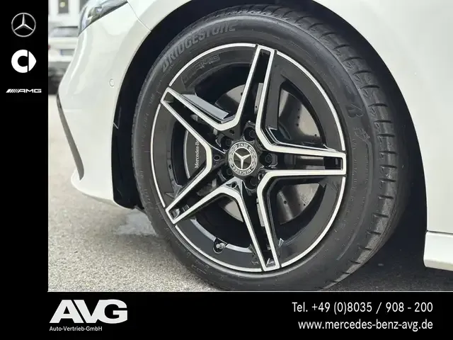 Mercedes-Benz A 220