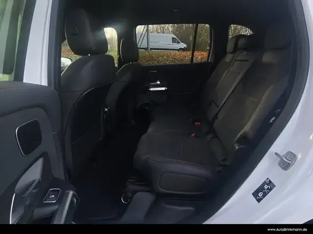 Mercedes-Benz EQB 350