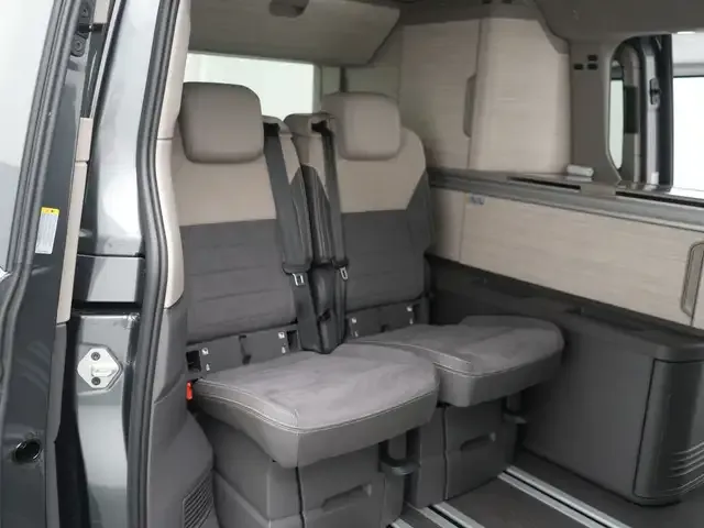 Volkswagen T7 California