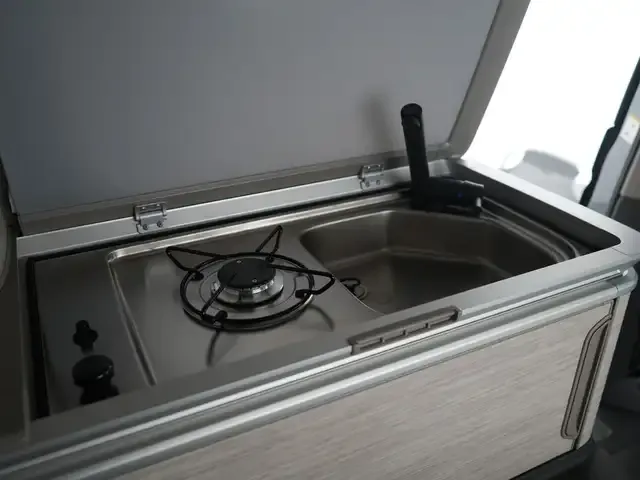 Volkswagen T7 California