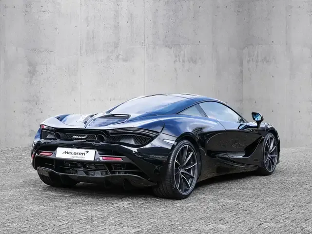 McLaren 720S