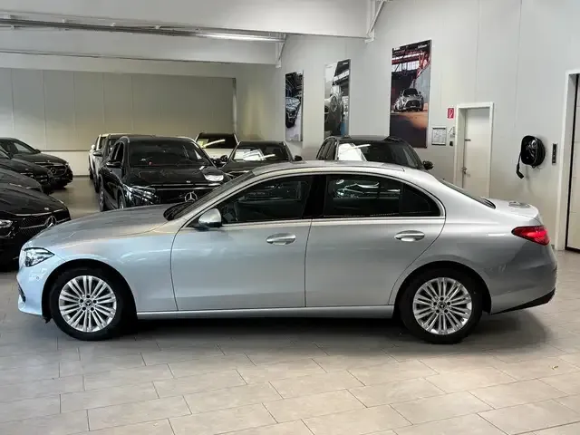 Mercedes-Benz C 180