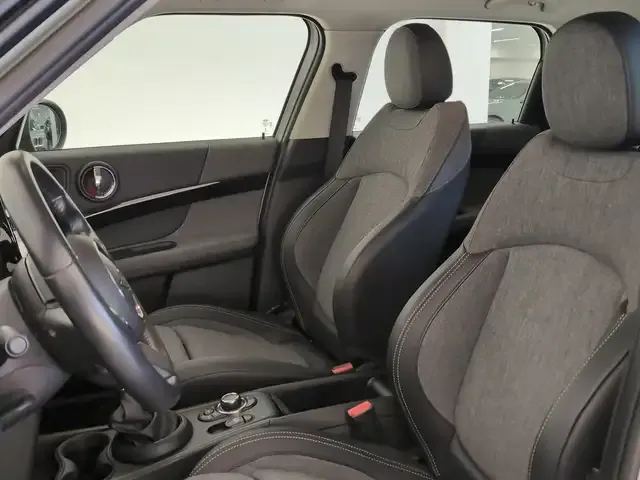 MINI Cooper SE Countryman