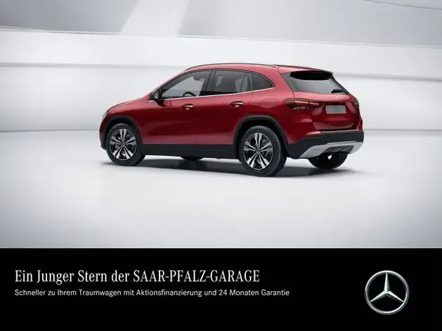 Mercedes-Benz GLA 220