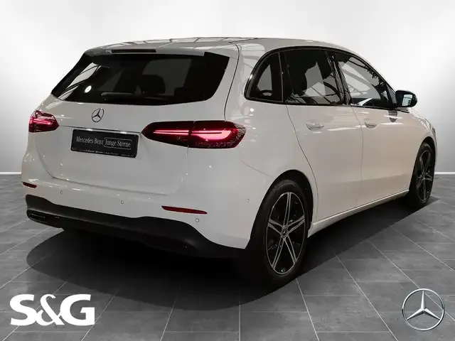 Mercedes-Benz B 200