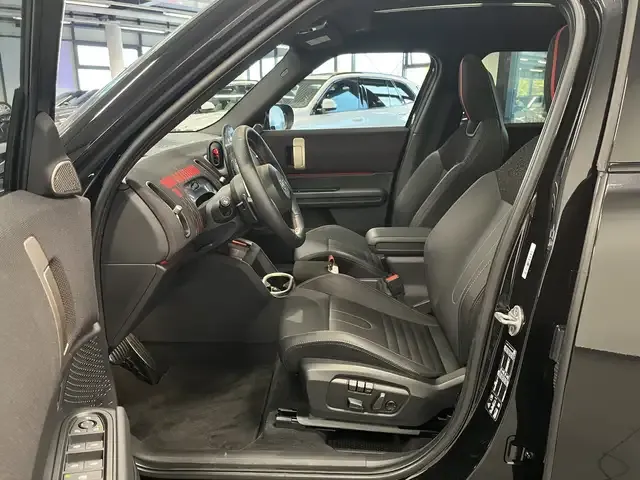 MINI John Cooper Works Countryman