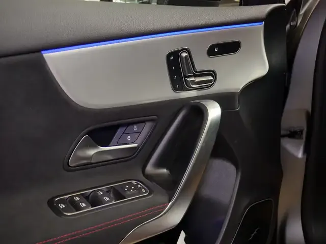 Mercedes-Benz A 45 AMG