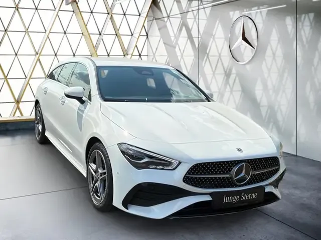 Mercedes-Benz CLA 180