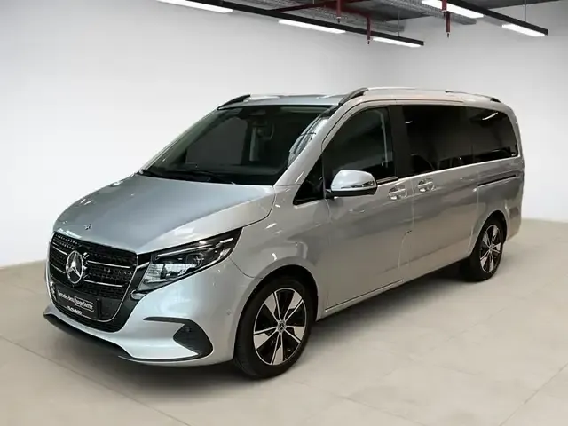 Mercedes-Benz V 220