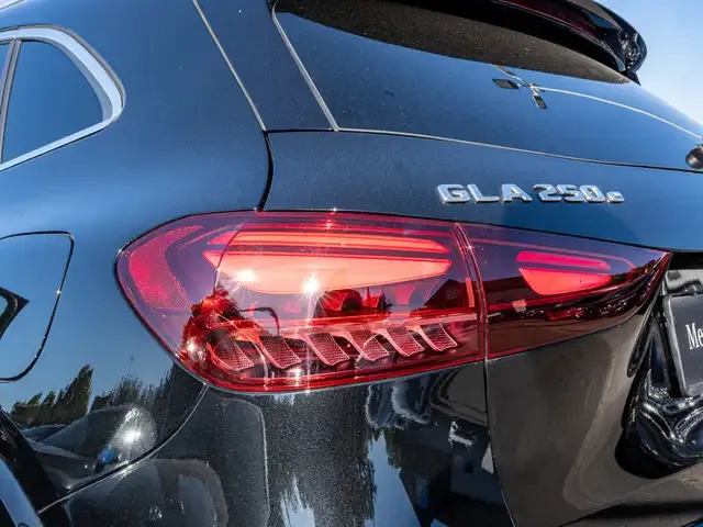 Mercedes-Benz GLA 250