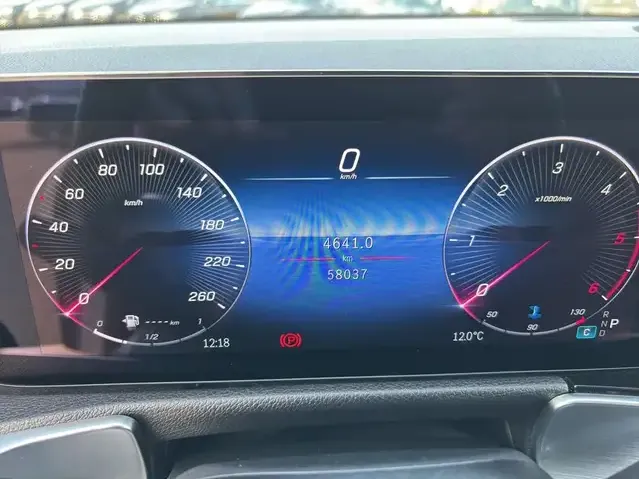 Mercedes-Benz GLB 200