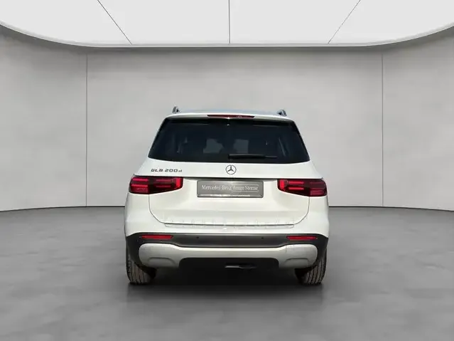 Mercedes-Benz GLB 200