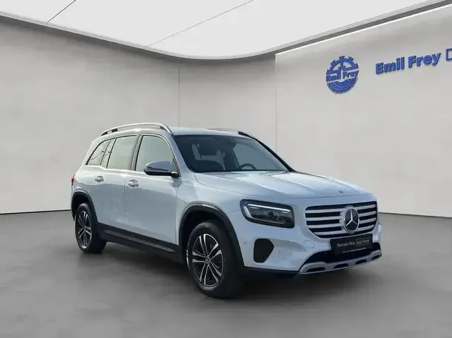 Mercedes-Benz GLB 200