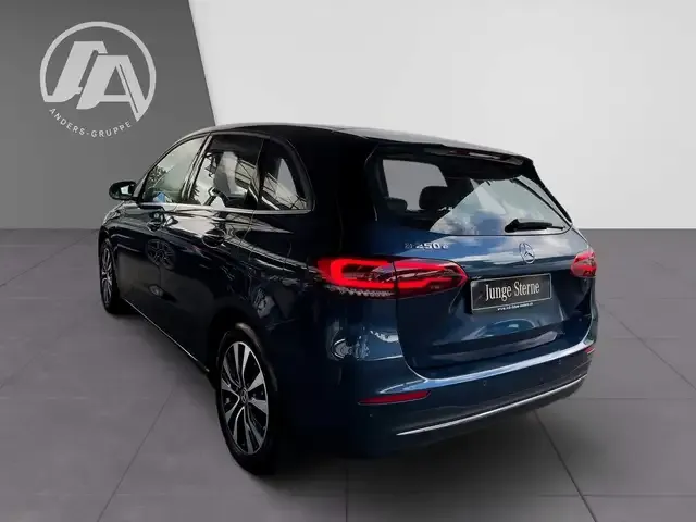 Mercedes-Benz B 250
