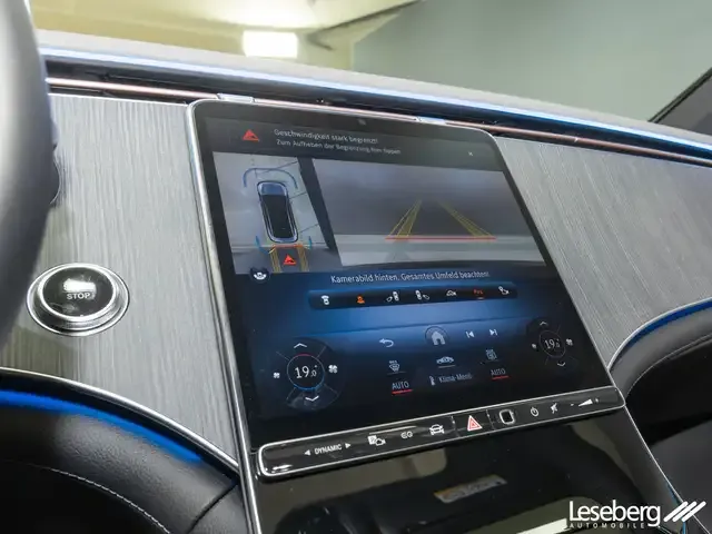 Mercedes-Benz EQE 300