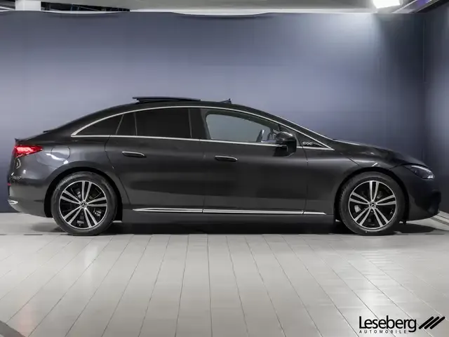 Mercedes-Benz EQE 300