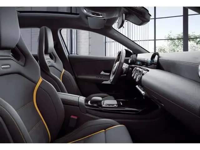 Mercedes-Benz A 45 AMG