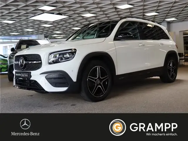 Mercedes-Benz GLB 220