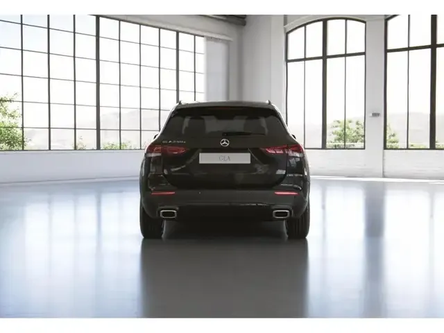Mercedes-Benz GLA 250