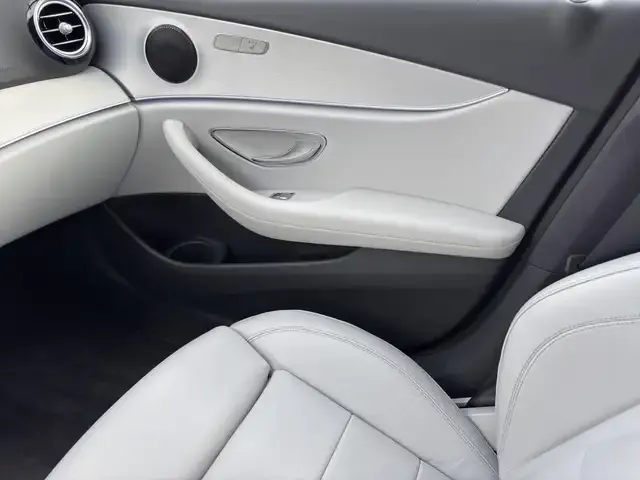 Mercedes-Benz E 400