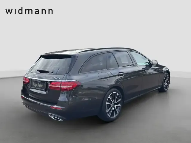 Mercedes-Benz E 400