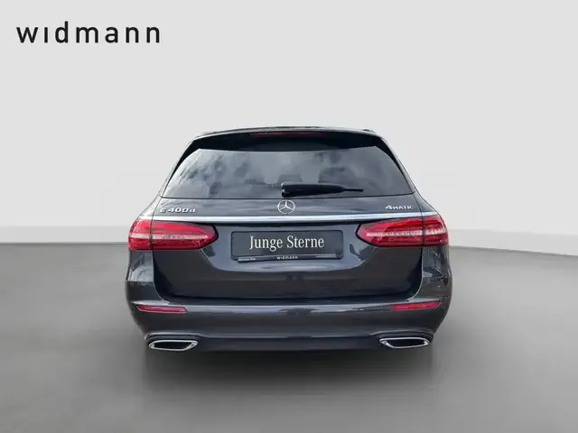 Mercedes-Benz E 400