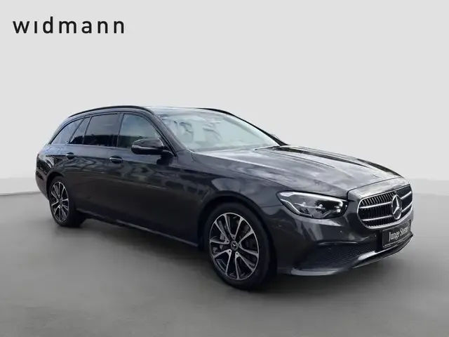 Mercedes-Benz E 400
