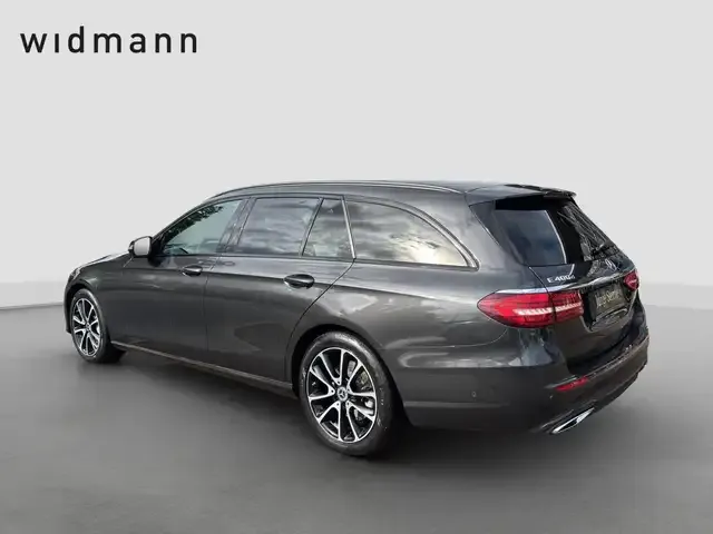 Mercedes-Benz E 400