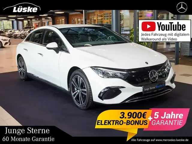 Mercedes-Benz EQE 300